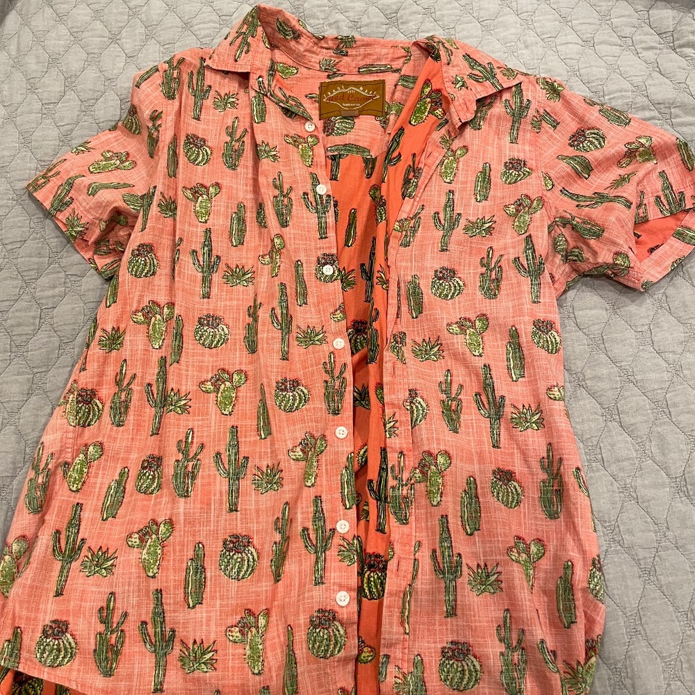 Men short sleeve button down